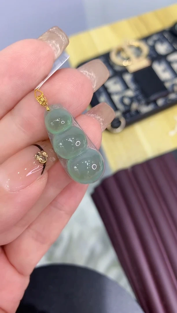 吊坠(不含链)18K金镶嵌翡翠11