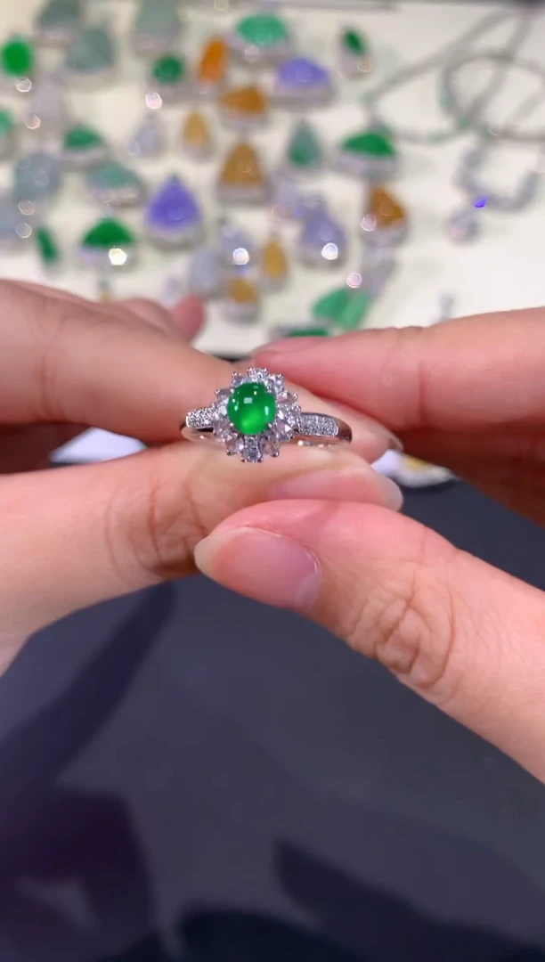 【闪购商品】翡翠戒指18K金镶嵌A486|9800