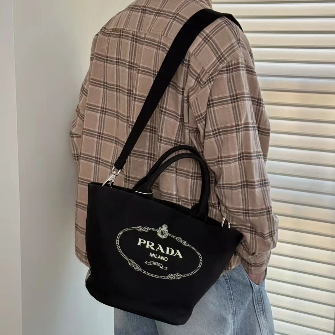 95新 Prada/普拉达 胖虎佳佳/箱包/斜挎包/31B2509240167