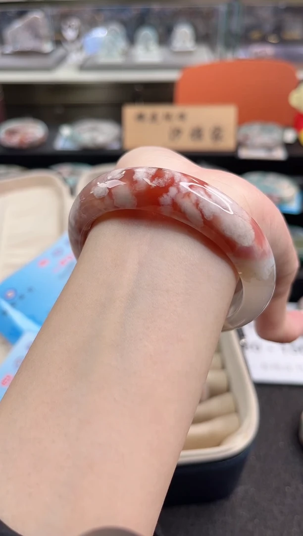 未镶嵌手镯石英质玉尘*丷圈口（赠品镯心）
