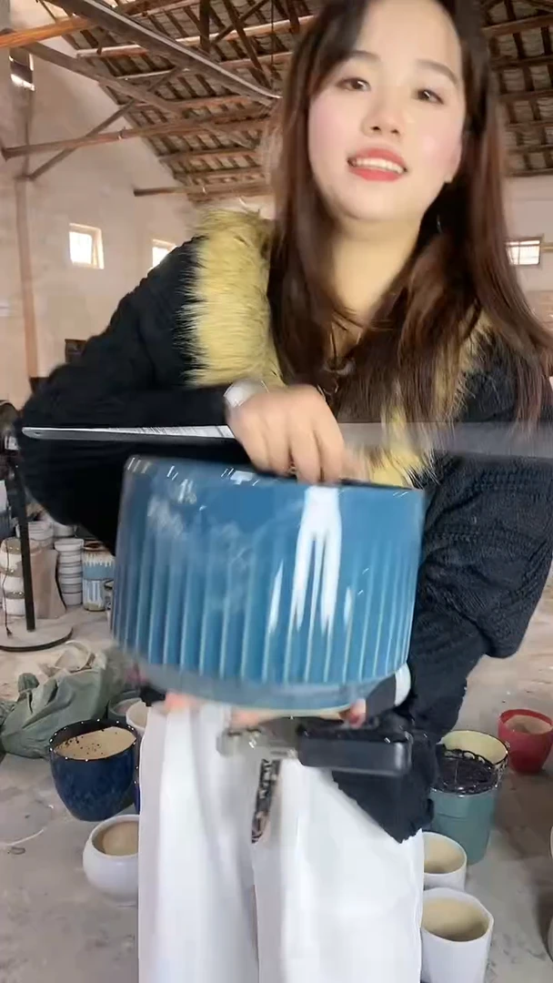 【闪购商品】陶瓷瑕疵 矮圆竖纹蓝