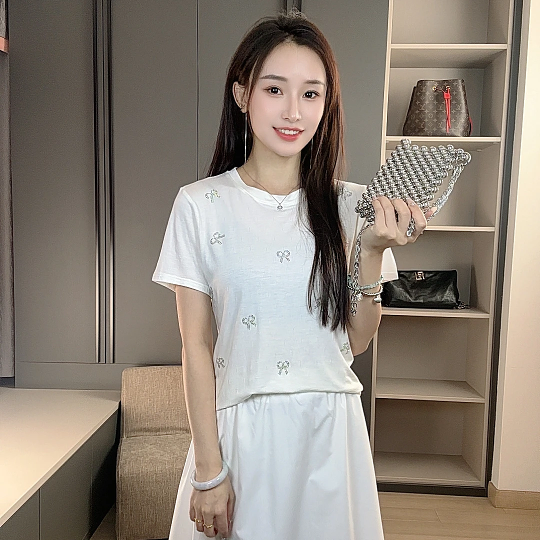 【现货】莱赛尔面料 丝滑不闷热 ”满钻蝴蝶结“ 重工原创设计短袖