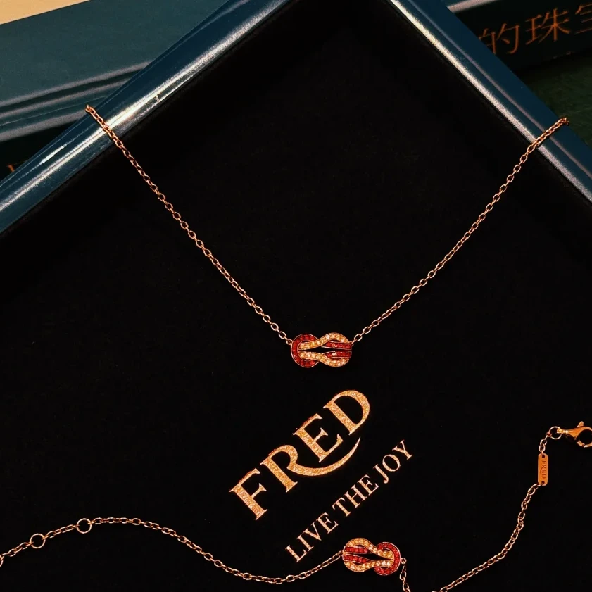 99新 FRED/斐登 小花6欢 八字扣 红宝石 满钻 项链 18K玫瑰金