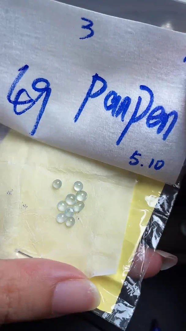 翡翠裸石未镶嵌天然缅甸翡翠A货03