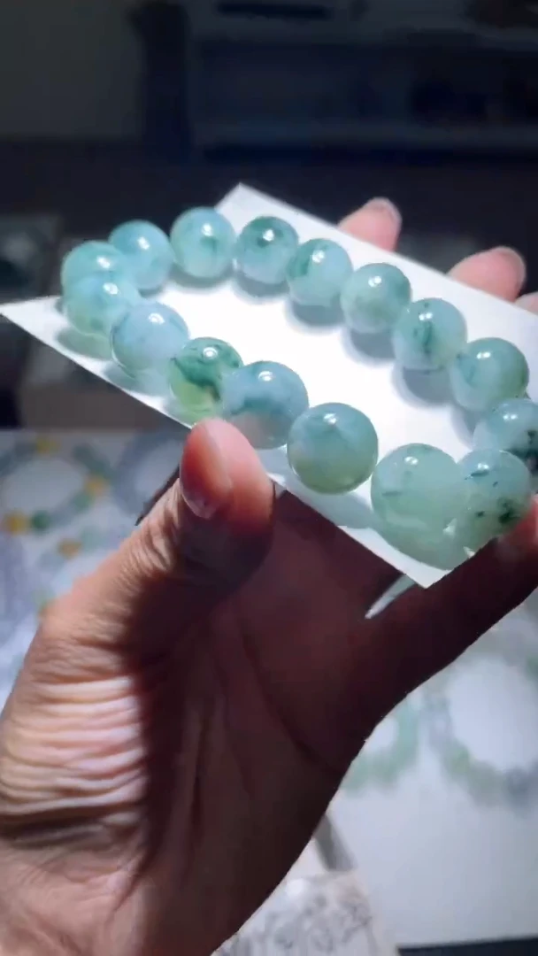 【闪购商品】翡翠手串未镶嵌翡翠手串