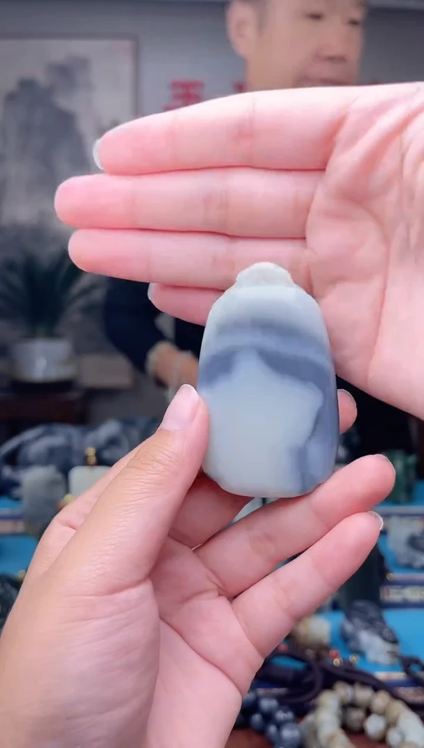 未镶嵌和田玉挂件1