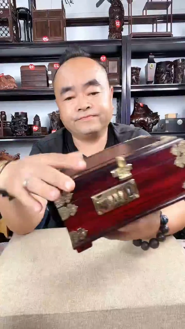 木389老李红木工艺品