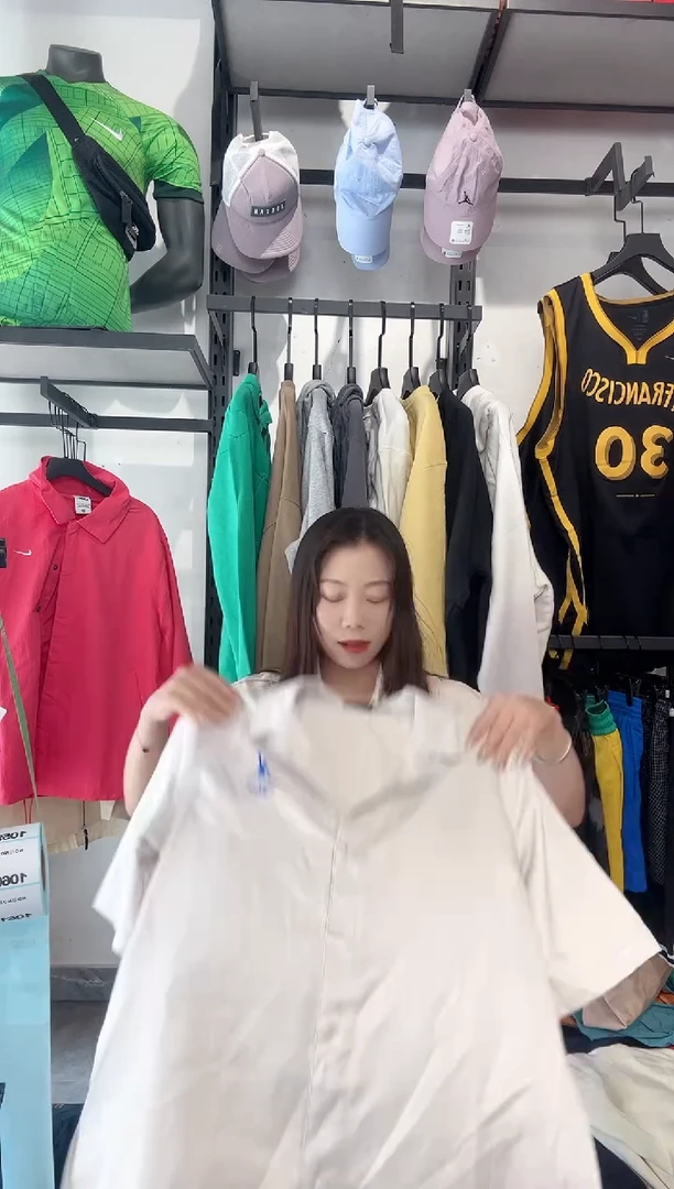 1054编码 瑕疵款直播间过款为准 尺码M