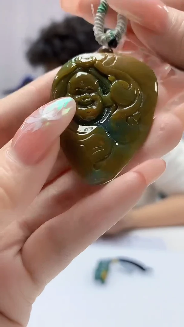 【闪购商品】定制翡翠未镶嵌4688DD-毛货挂件140