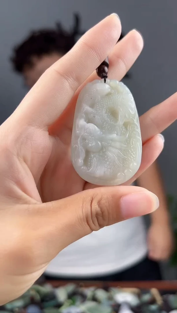 颈饰未镶嵌和田玉拍一发一，多样性发货