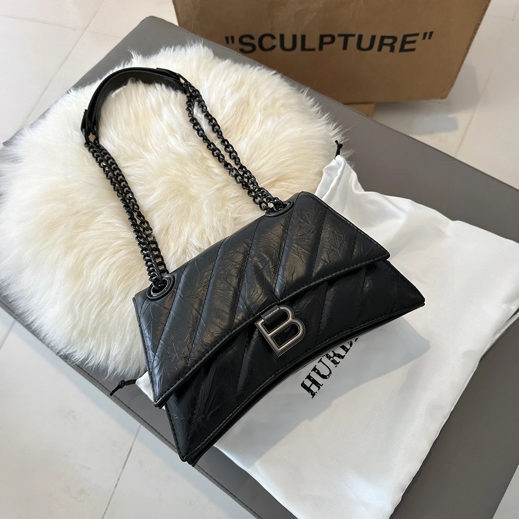 香港品牌包秋季2025年新款爆款沙漏包高级感绣线斜挎包链条腋下包