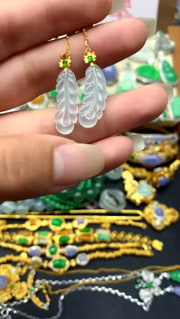 18K金镶嵌翡翠耳饰341 -中国好珍宝