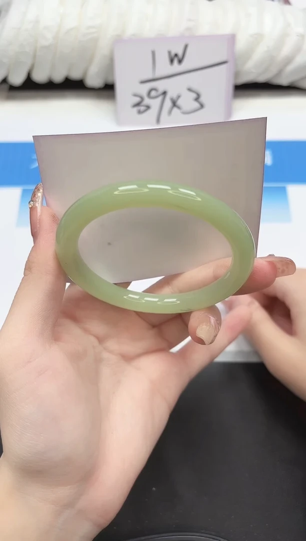 未镶嵌手镯石英质玉149-58