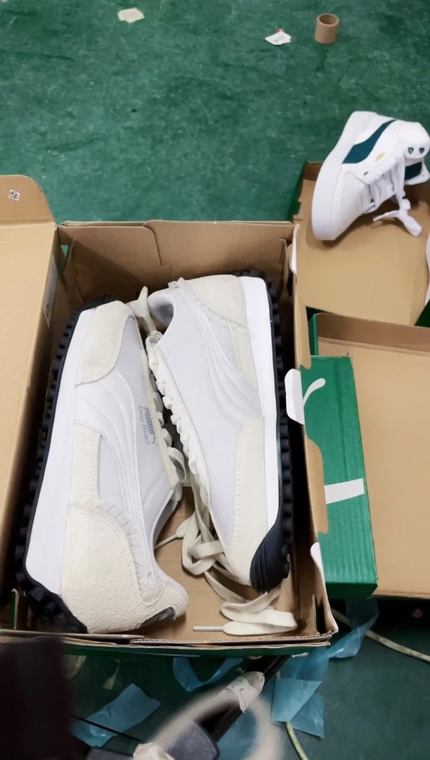 彪马时尚休闲运动鞋36M  YY43