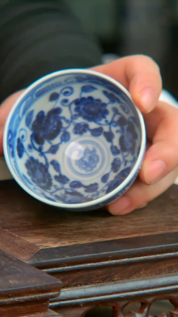 瓷央博文化瓷器交流鸡心杯青花