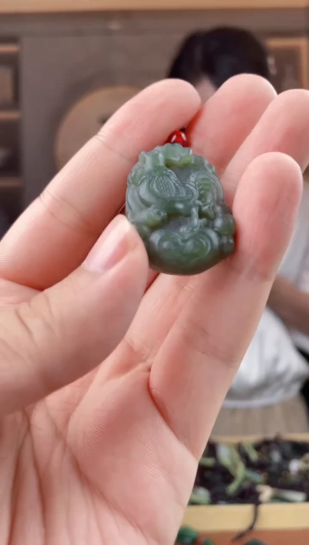 颈饰未镶嵌和田玉拍一发一，多样性发货