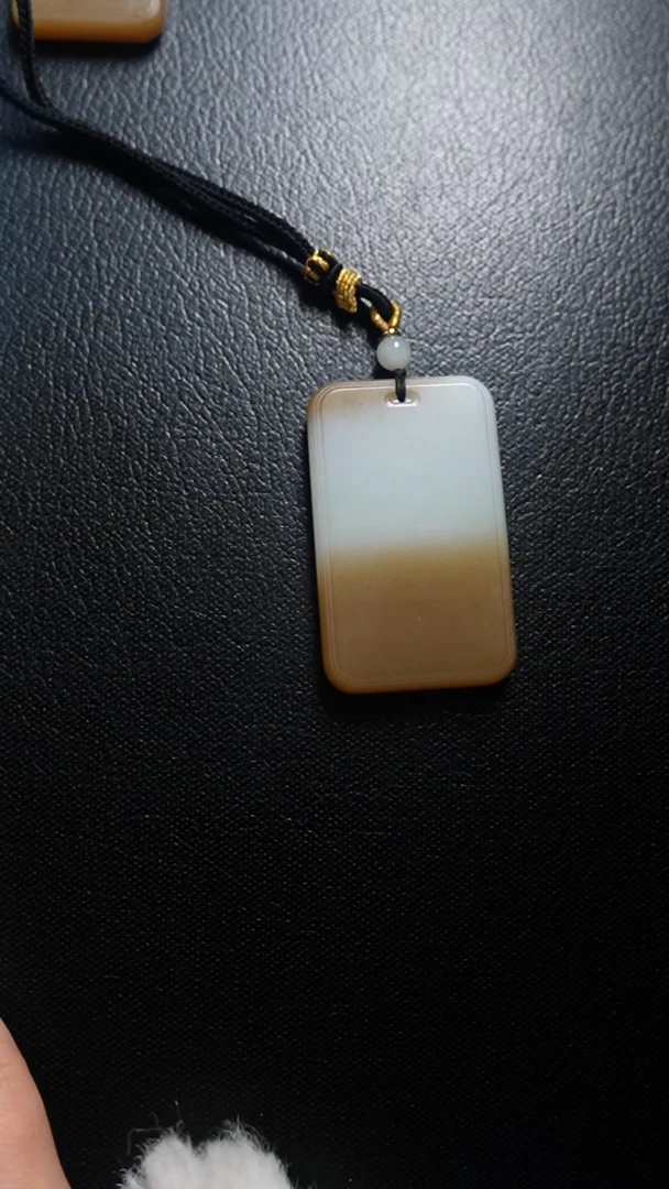 颈饰未镶嵌和田玉无事牌