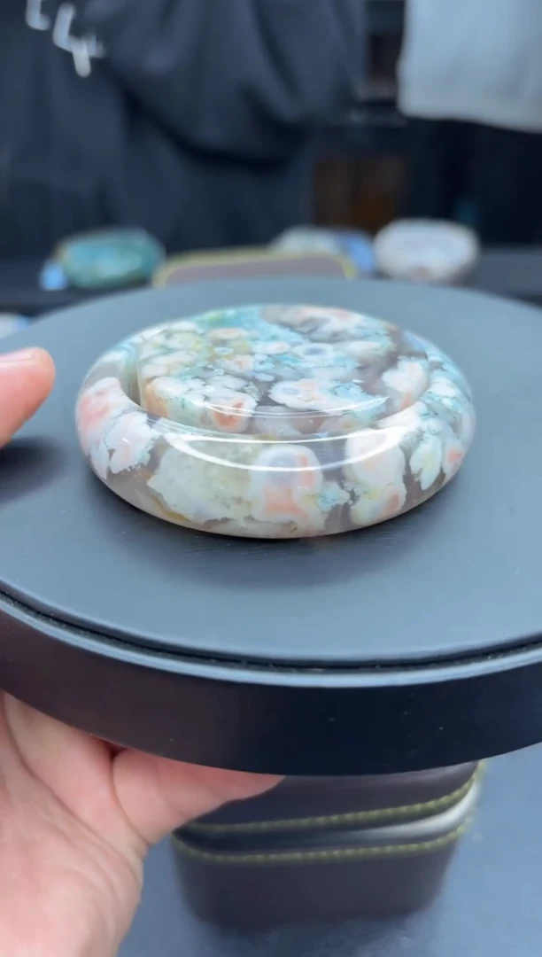 【闪购商品】石英质玉手镯未镶嵌511（58圈赠送镯心）