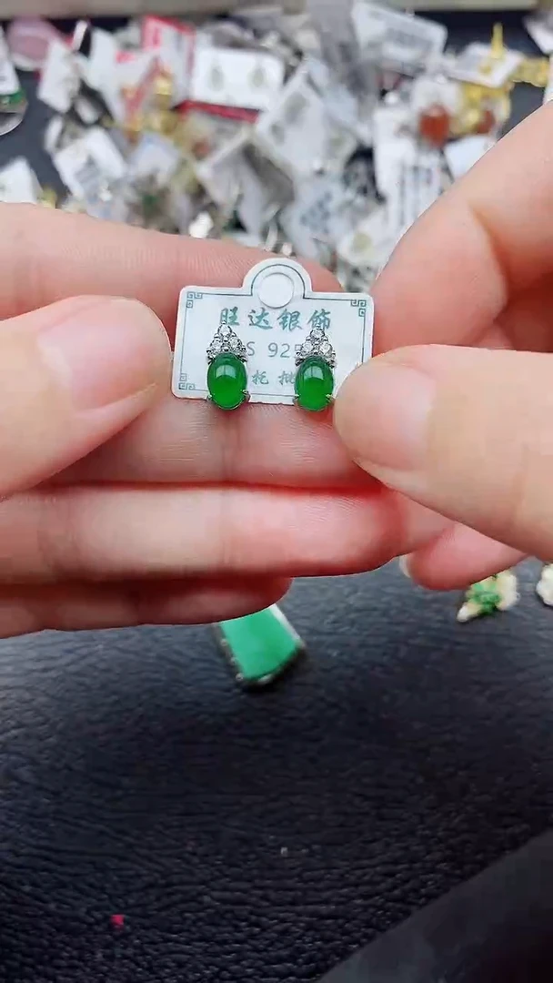 银S925镶嵌戒指翡翠1