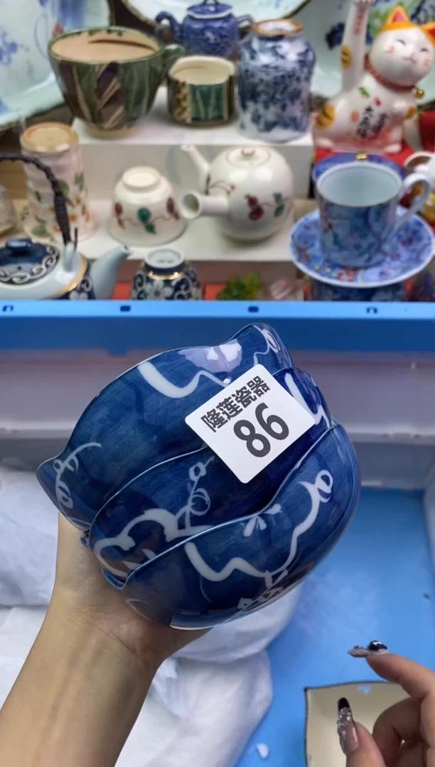 【闪购商品】瓷片隆莲瓷器欢迎大家