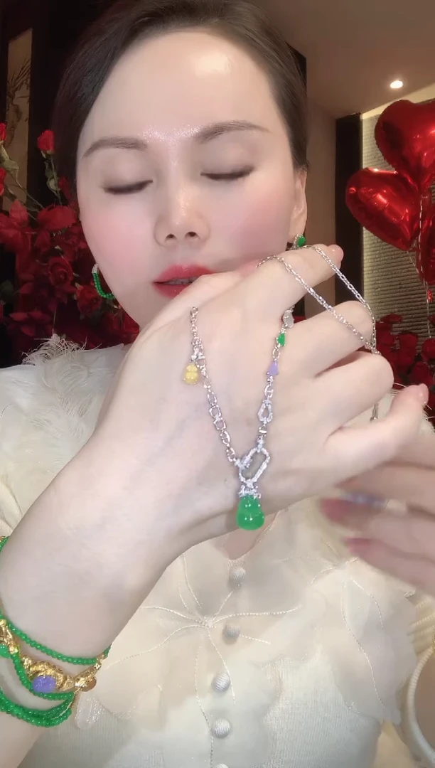 套链18K金镶嵌翡翠C71