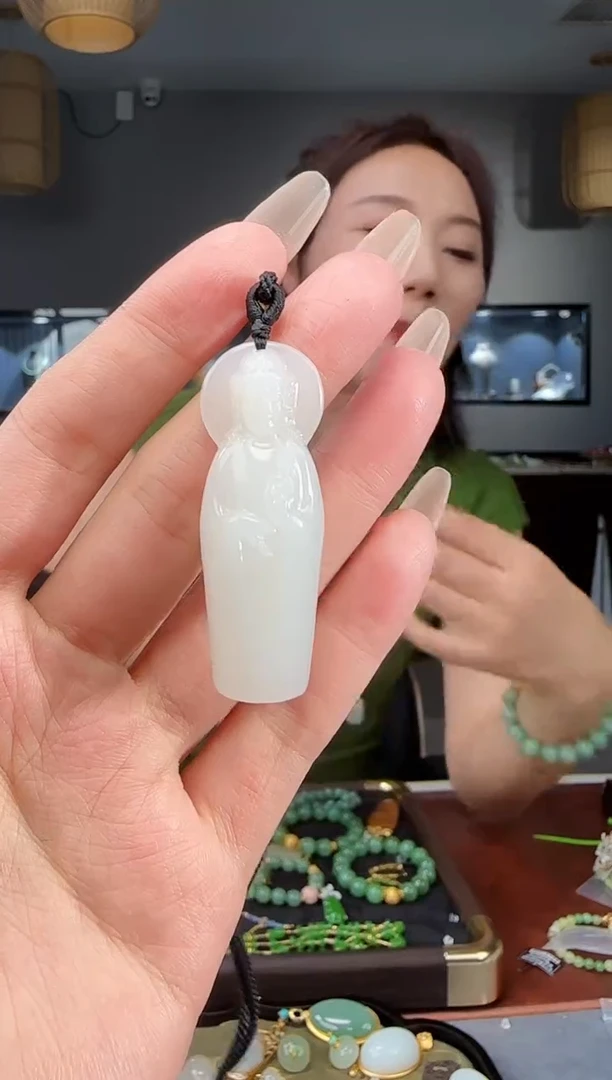 和田玉未镶嵌颈饰111