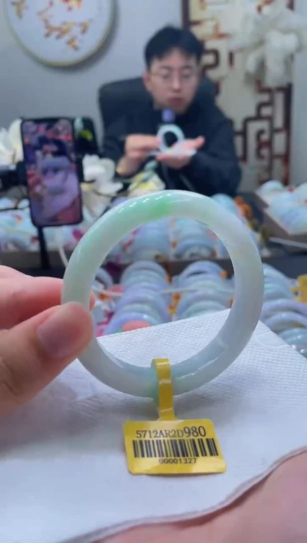 未镶嵌手镯翡翠021-57