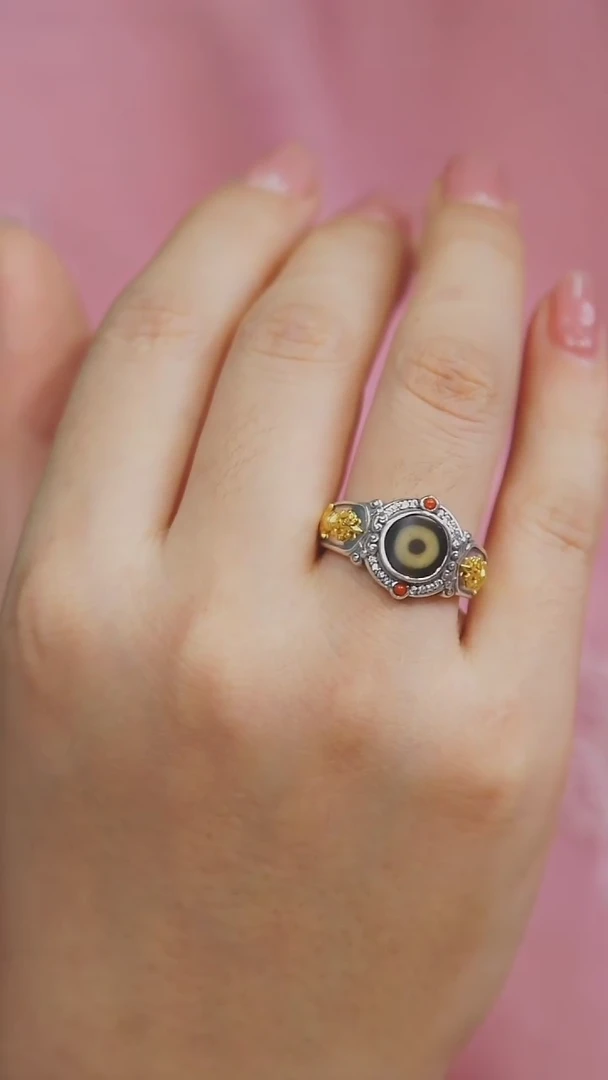 【闪购商品】玛瑙/玉髓戒指未镶嵌多样性发其一（转山白眼）