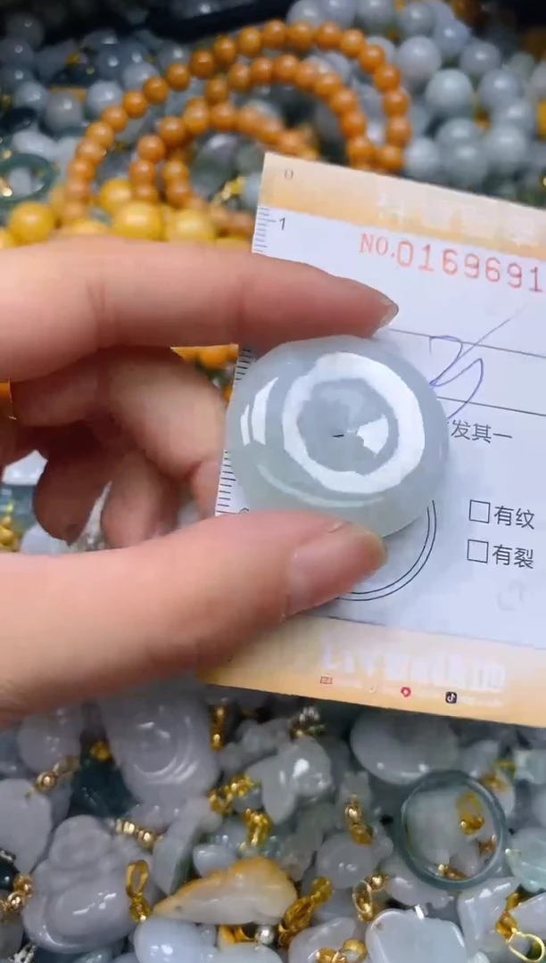 翡翠未镶嵌颈饰闪购0169691多样性发其一