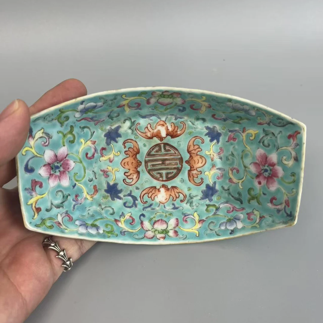 4090012 嘉庆 绿地粉彩福寿茶船