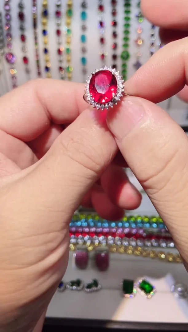 银S925镶嵌耳饰托帕石1