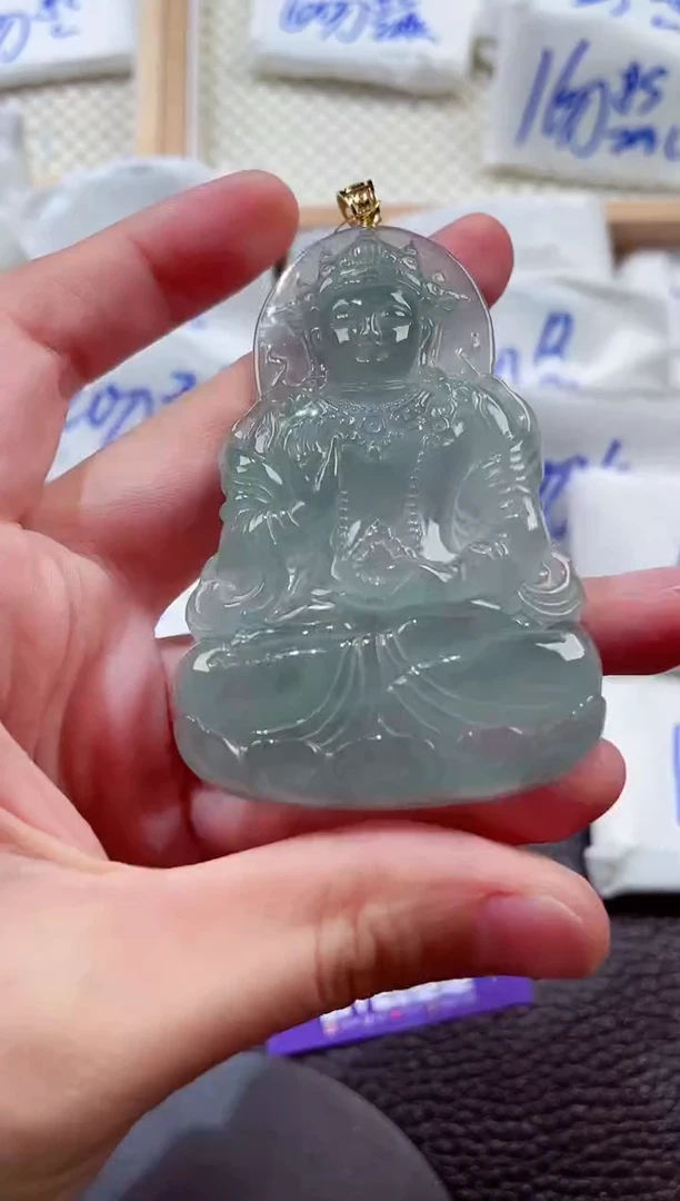 颈饰18K金镶嵌翡翠00006607