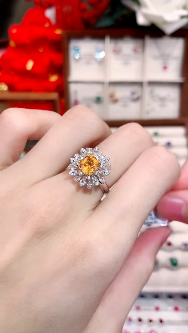 彩色蓝宝石戒指18K金镶嵌1.89ct/天然宝石/七天无理由