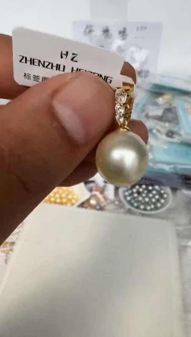 颈饰银S925镶嵌海水珍珠吊坠