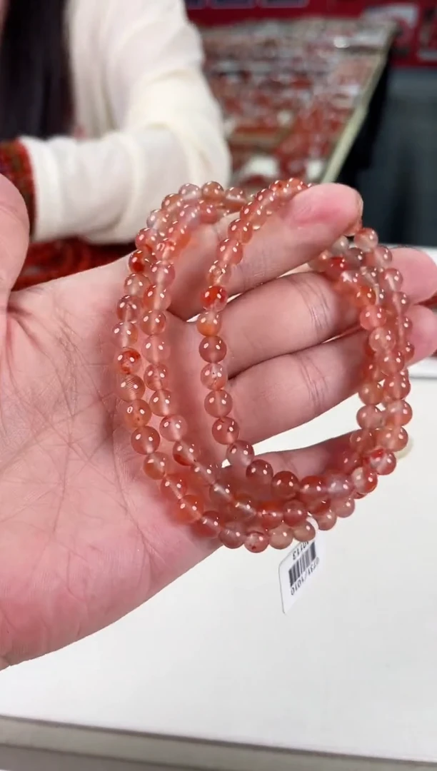 南红玛瑙冰飘多圈6+未镶嵌一个/条