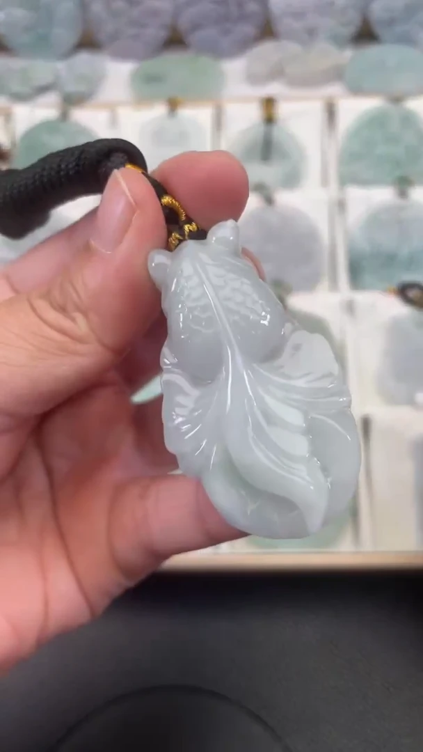 颈饰未镶嵌翡翠天然缅甸翡翠A货97