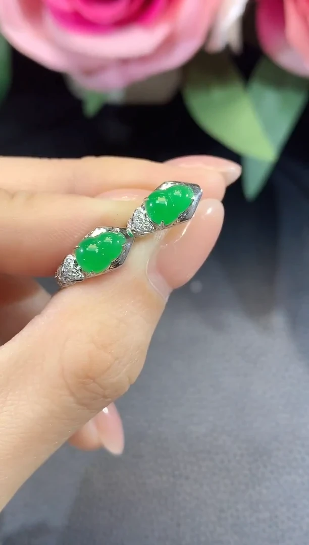 18K金镶嵌翡翠耳饰A68翡翠