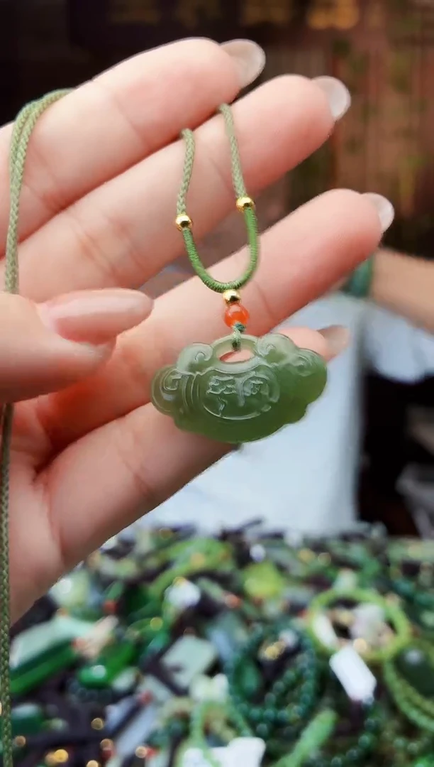 颈饰未镶嵌和田玉拍一发一多样性发货