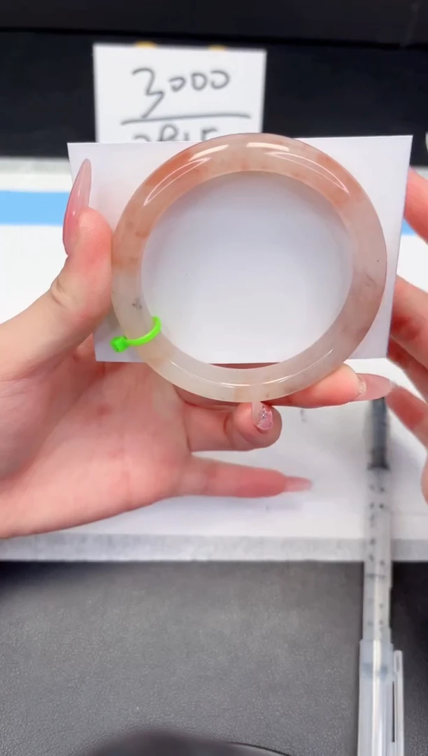 【闪购商品】石英质玉手镯未镶嵌30-59.2