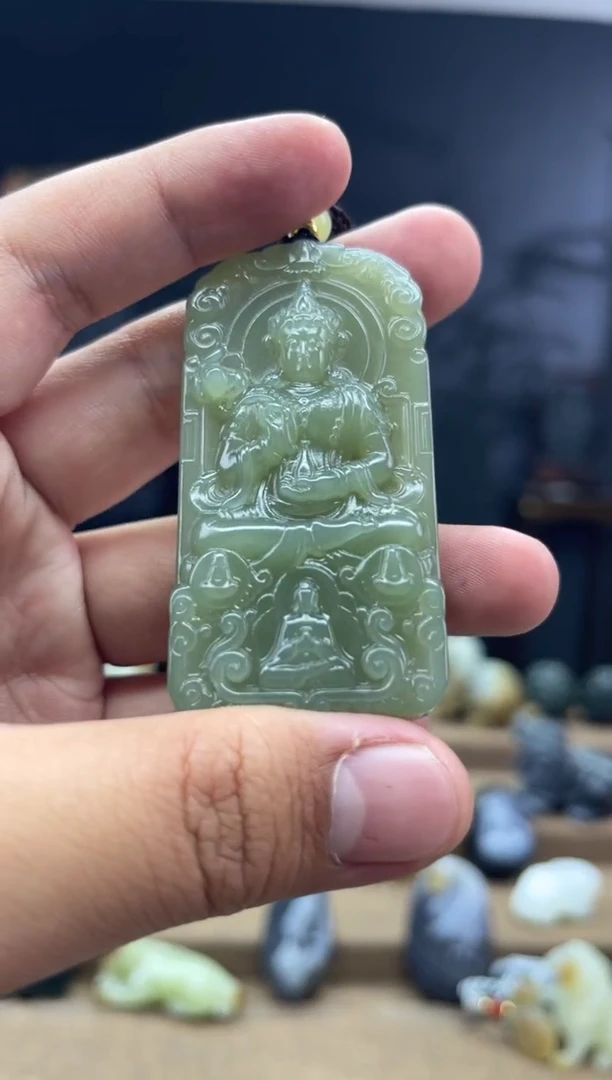 颈饰未镶嵌和田玉1