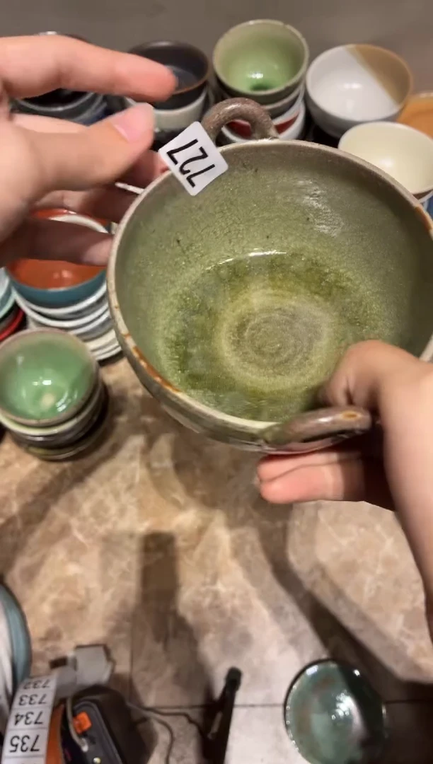 瓷片习****…727微瑕手工双耳碗1个