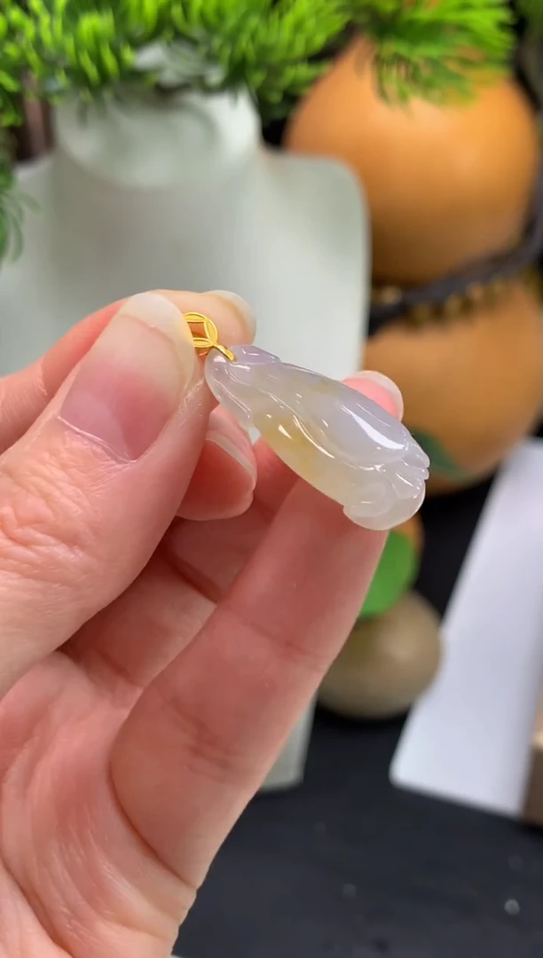 颈饰未镶嵌翡翠多**瓜---118078