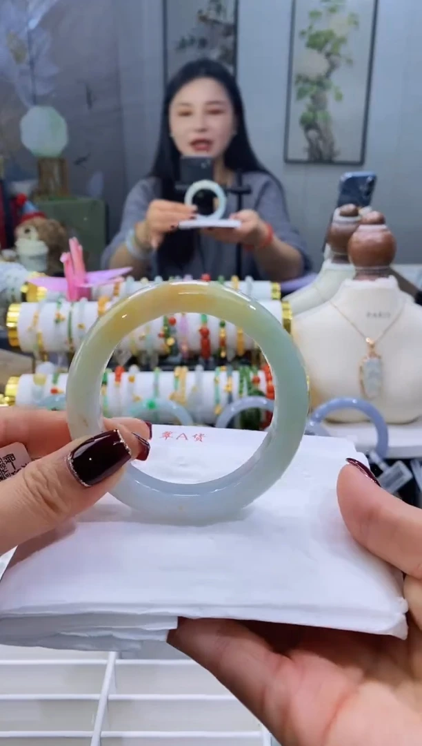 未镶嵌手镯翡翠64号56.8/12.5*10.0