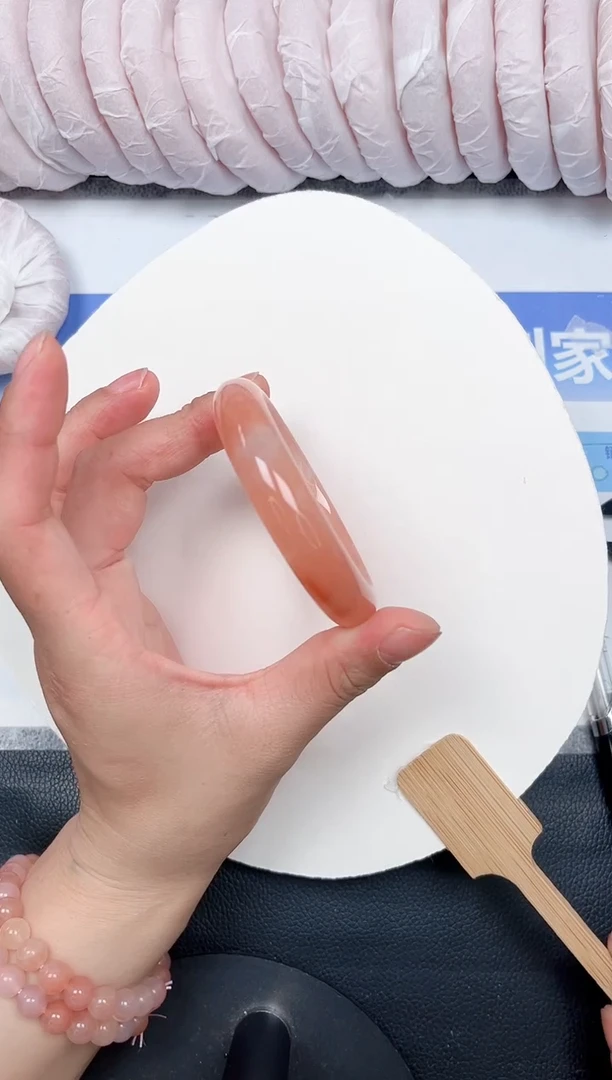 未镶嵌手镯石英质玉58-56