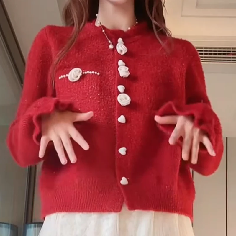 绝美木耳边花朵爱心扣毛衣女外套温柔风针织衫开衫LK2509053