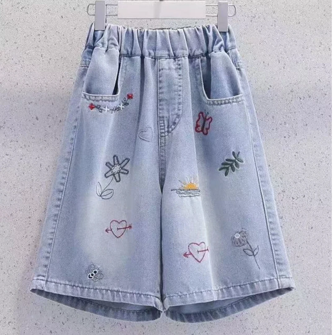 时髦又百搭~女童夏季新款百搭蝴蝶花朵休闲牛仔短裤8272