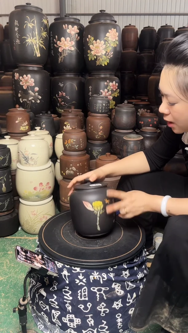【闪购商品】壶瑕疵茶叶罐 彩填冬瓜 148