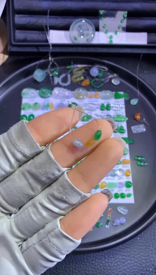 未镶嵌挂件翡翠珠子