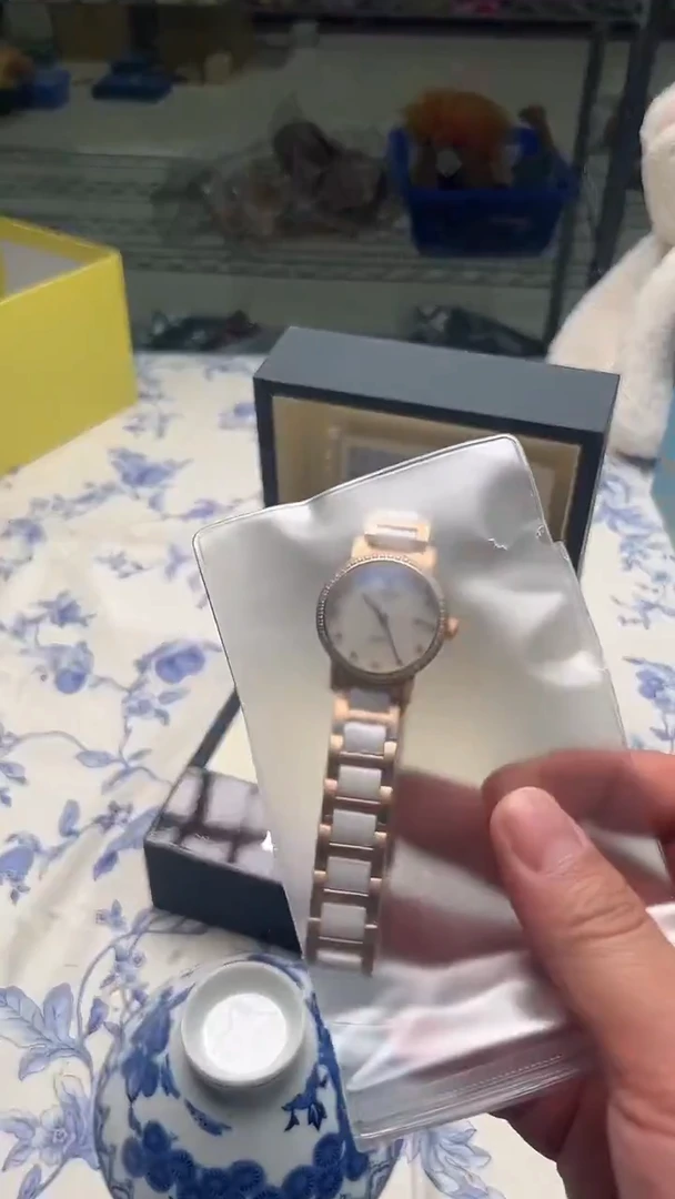 瓷片晶*如图所示如图所示