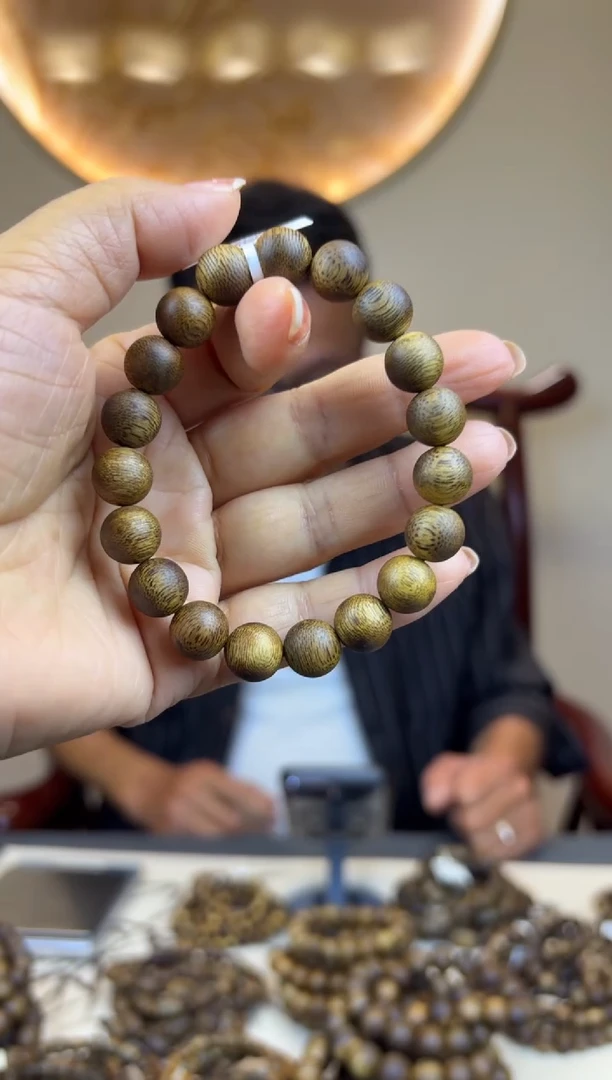 沉香手串卡1.0/7克乌身圆叶多样性发货一条